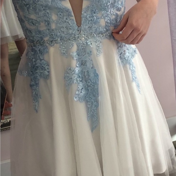 Mint Prom Dress size 6 - Picture 9 of 12